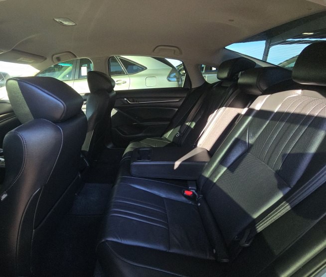 2021 Honda Accord Image 6