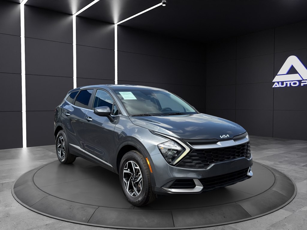 2023 Kia Sportage Image 3