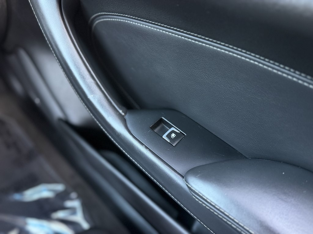 2016 Cadillac CTS Image 13