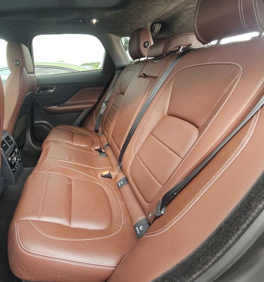 2020 Jaguar F-PACE Image 4