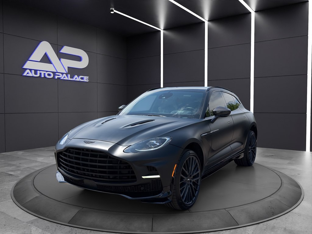 2021 Aston Martin DBX