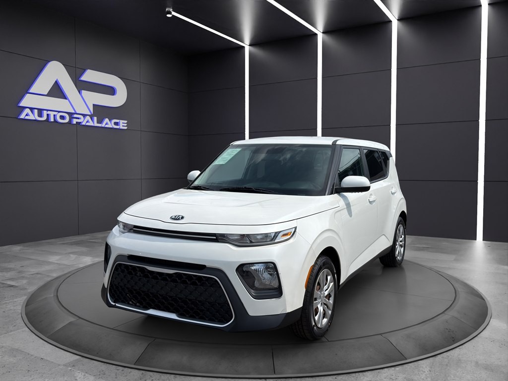 2020 Kia Soul Image 1