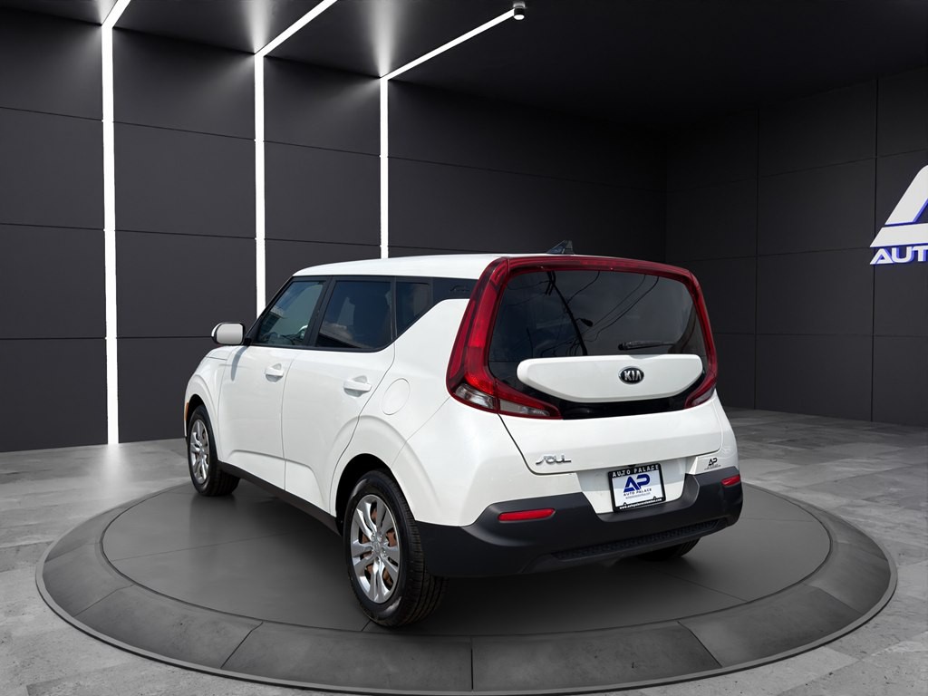 2020 Kia Soul Image 4