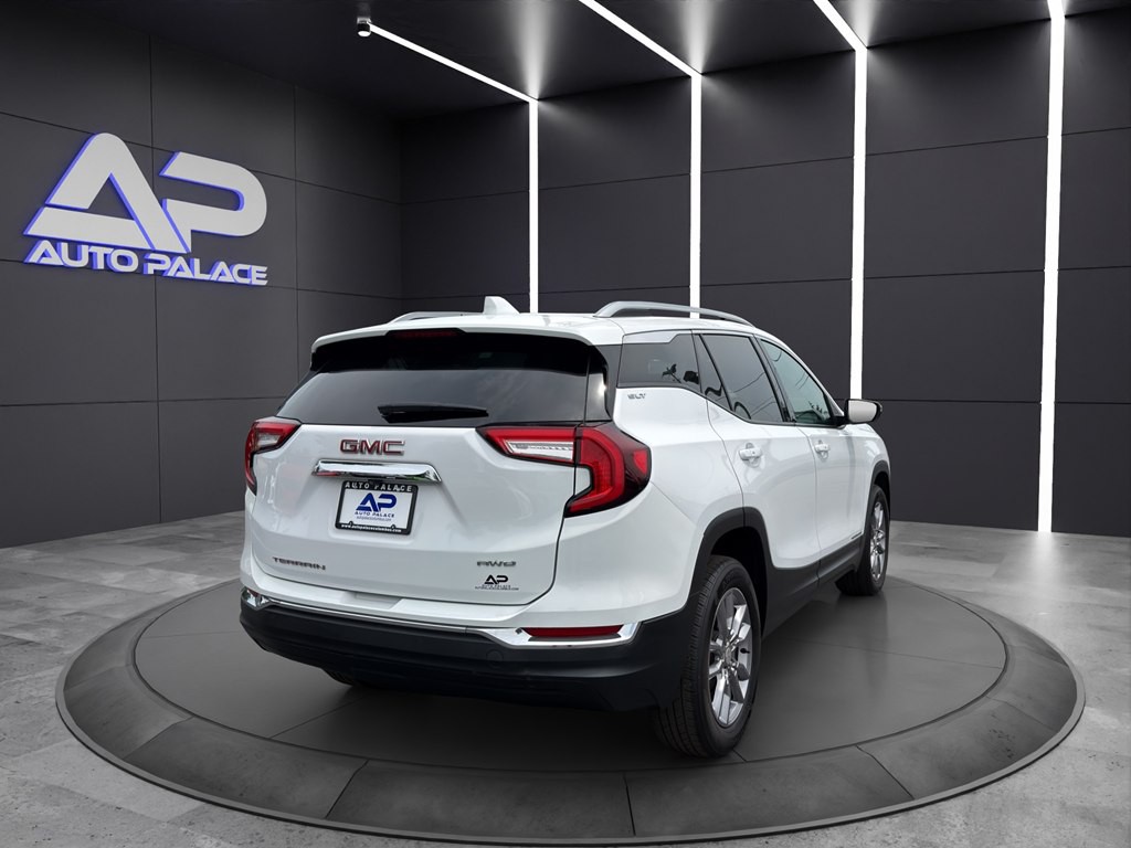 2022 GMC Terrain Image 6