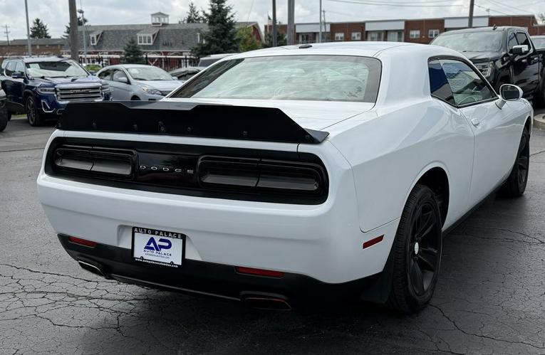 2018 Dodge Challenger Image 6