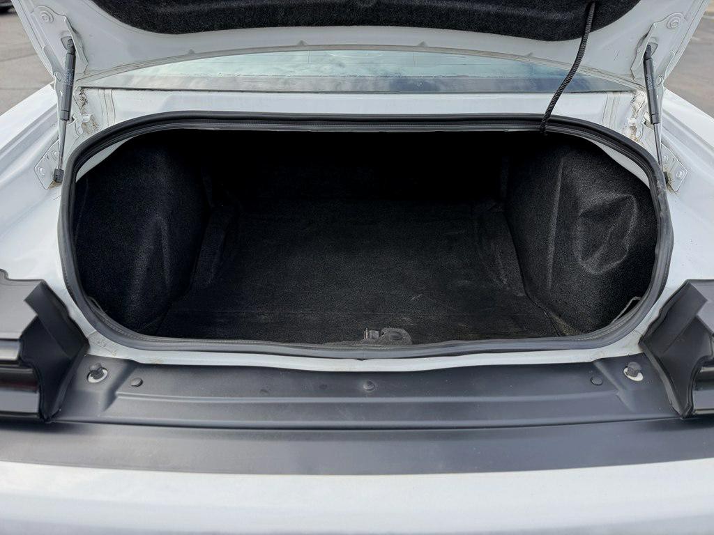 2018 Dodge Challenger Image 19