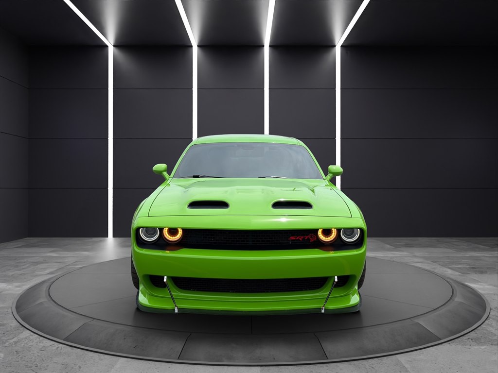 2017 Dodge Challenger Image 2