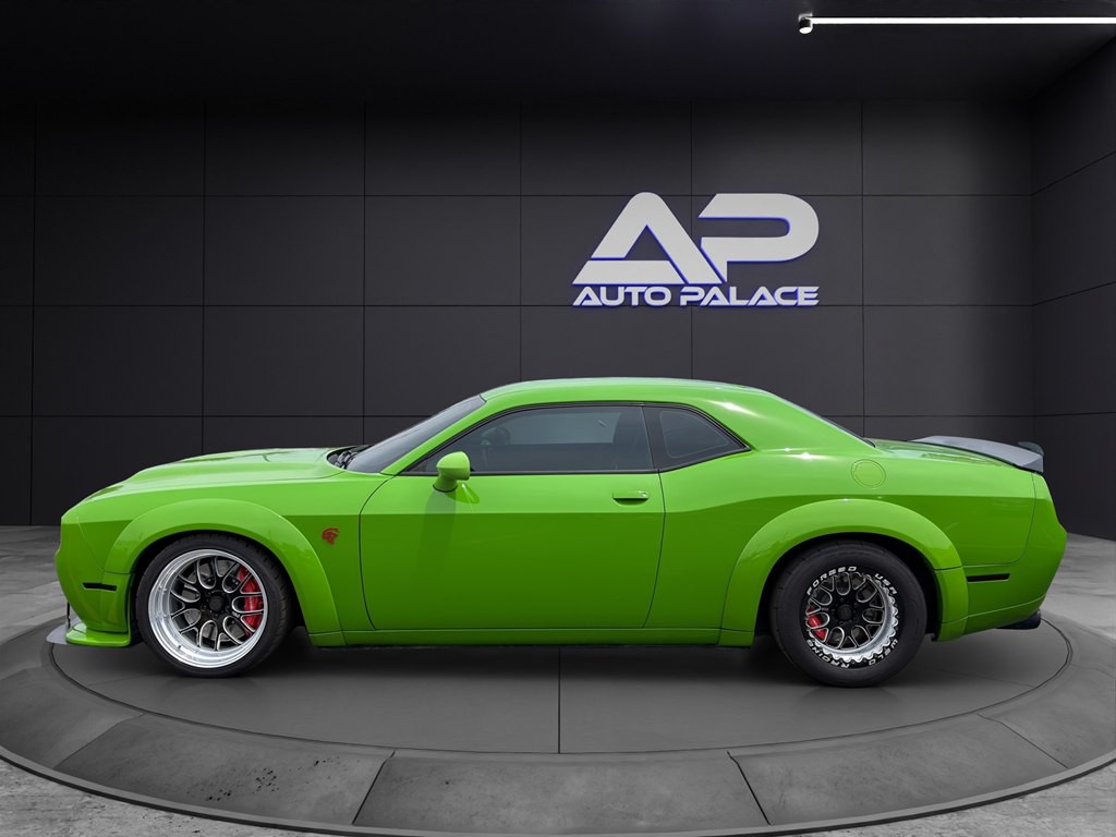 2017 Dodge Challenger Image 7