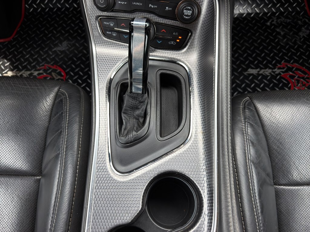 2017 Dodge Challenger Image 19