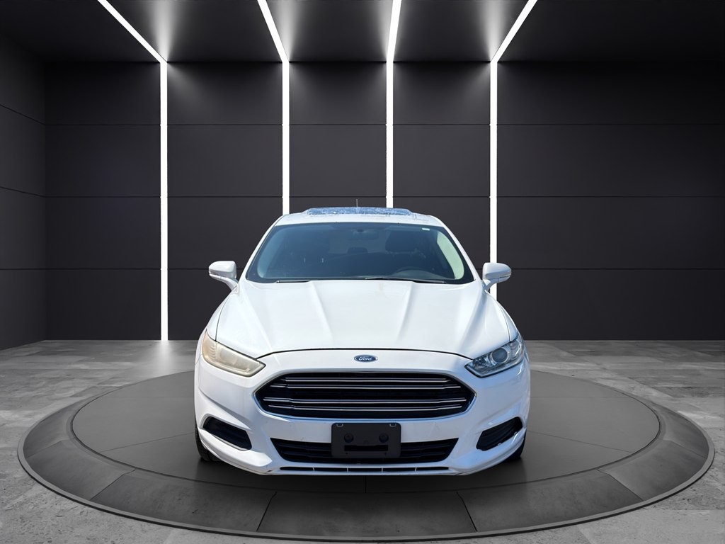2014 Ford Fusion Image 2