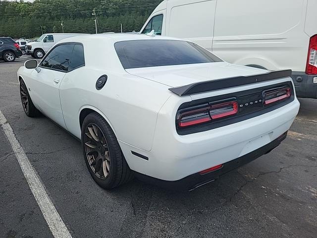 2018 Dodge Challenger Image 2