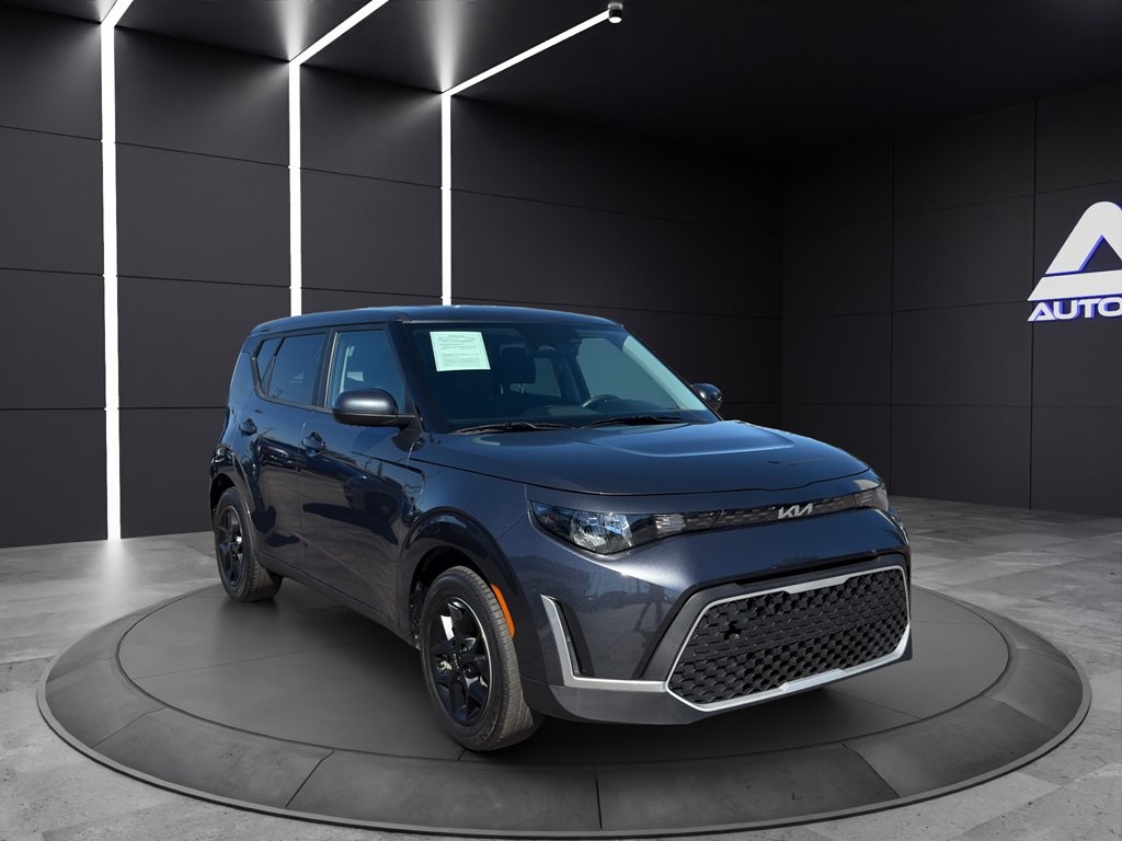2023 Kia Soul Image 3