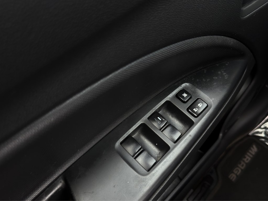 2023 Mitsubishi Mirage Image 3