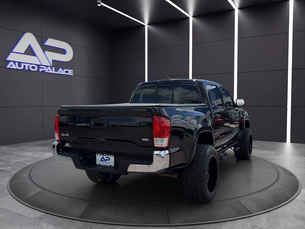 2016 Toyota Tacoma Image 6