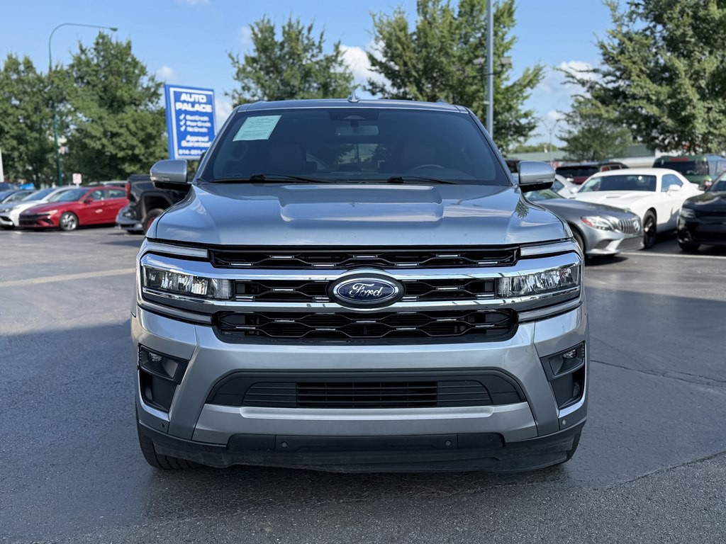 2022 Ford Expedition Image 2