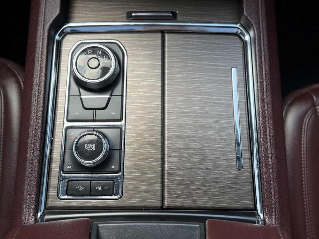 2022 Ford Expedition Image 16