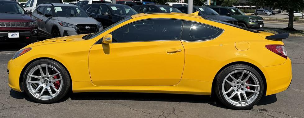 2011 Hyundai Genesis Image 7