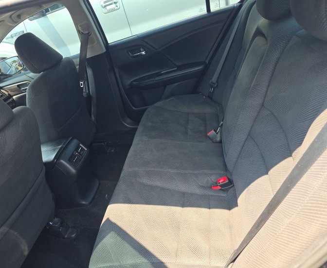 2017 Honda Accord Image 4