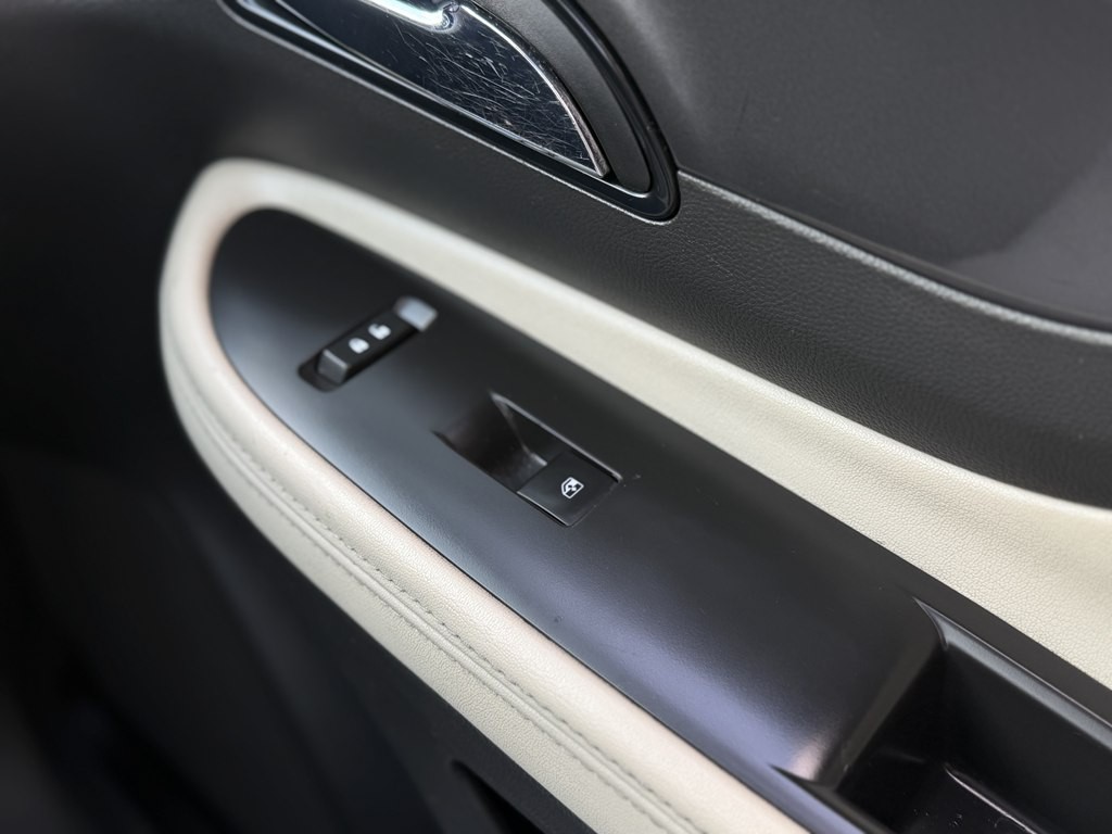 2021 Buick Enclave Image 13
