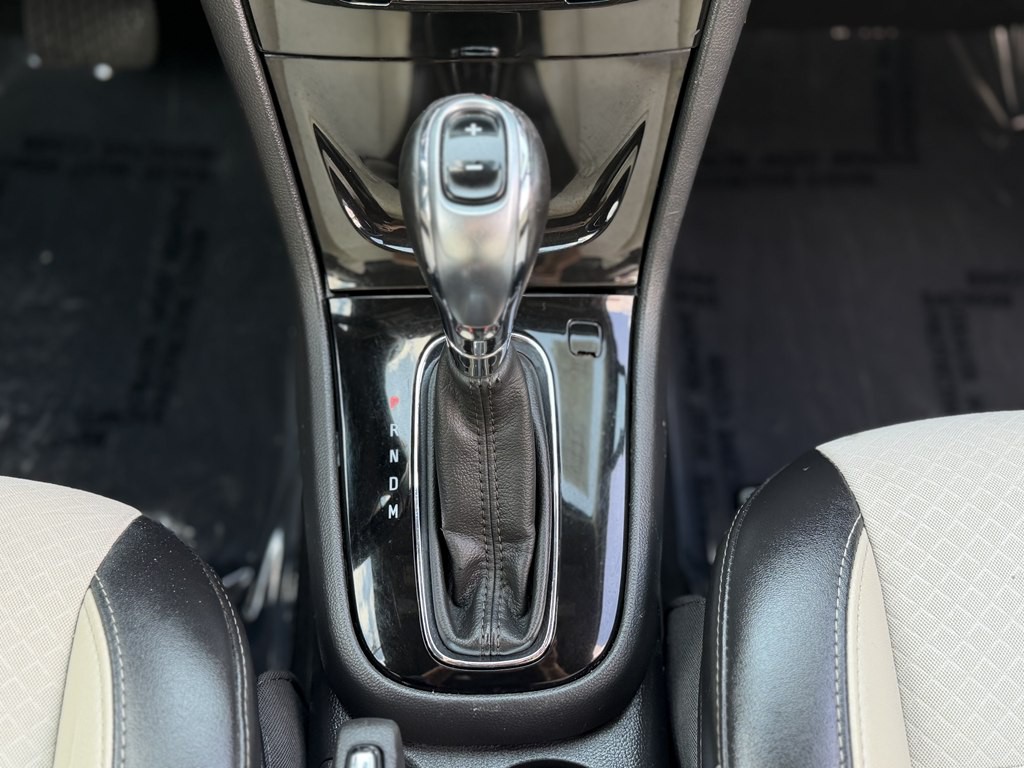 2021 Buick Enclave Image 16