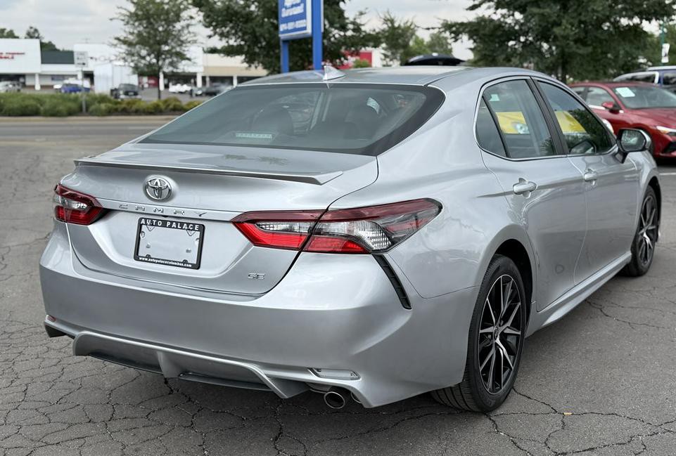 2021 Toyota Camry Image 6