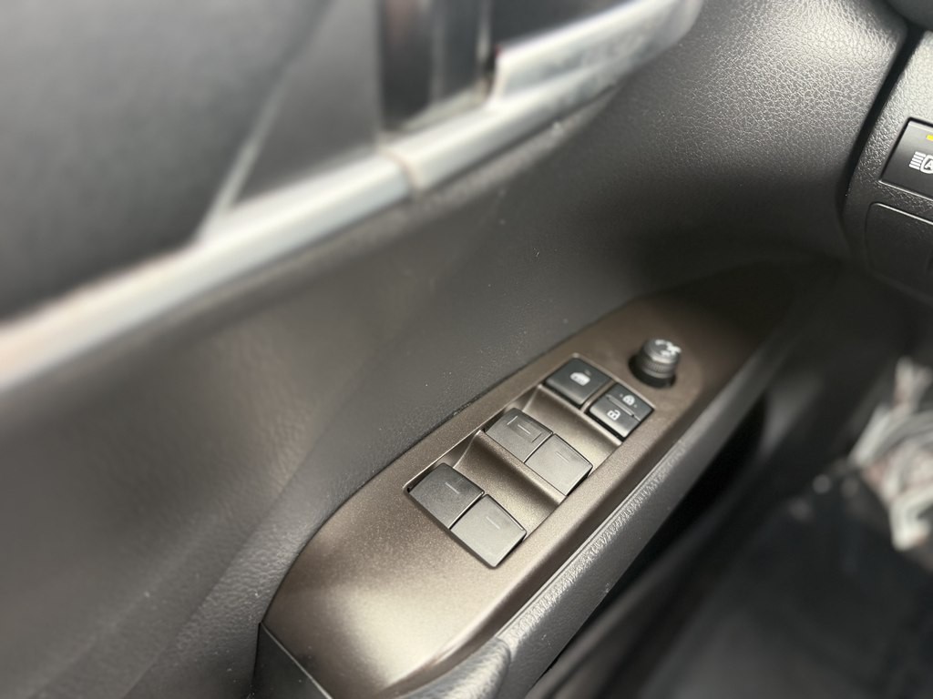 2021 Toyota Camry Image 9