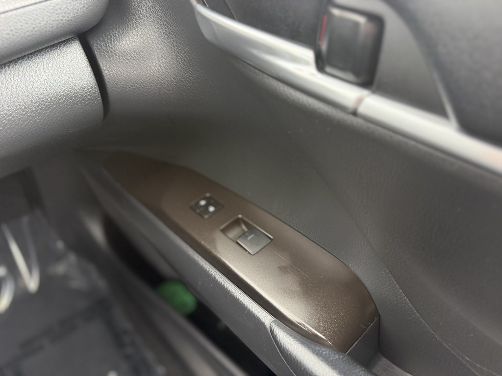 2021 Toyota Camry Image 13