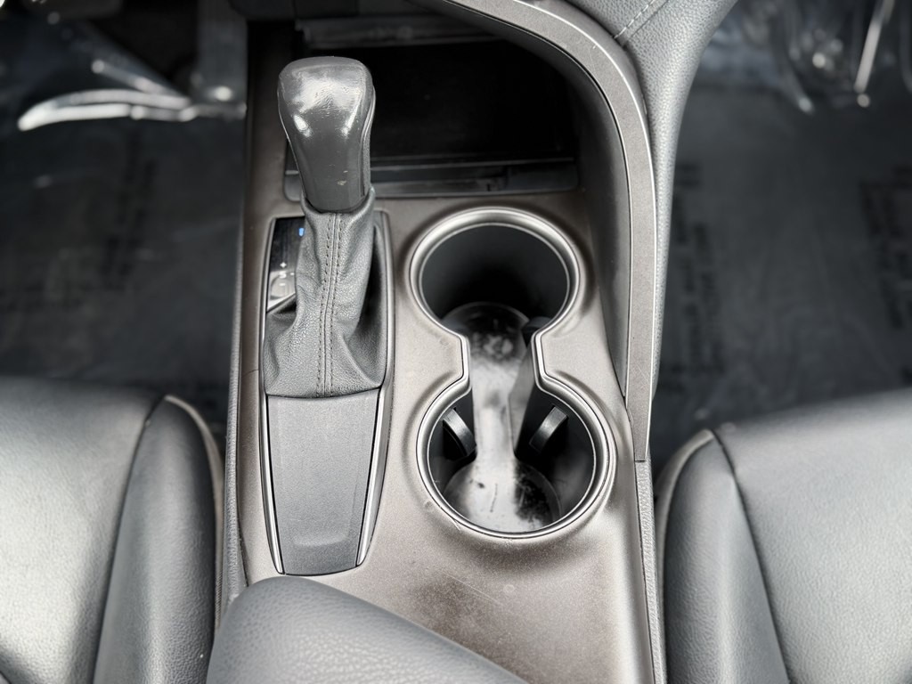 2021 Toyota Camry Image 17