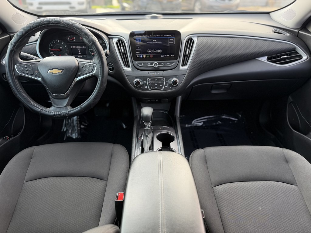 2024 Chevrolet Malibu Image 11