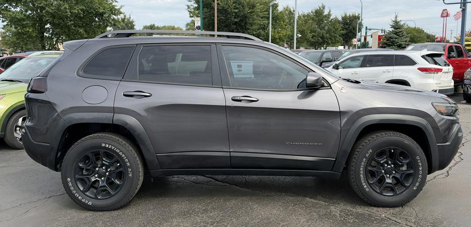 2021 Jeep Cherokee Image 8