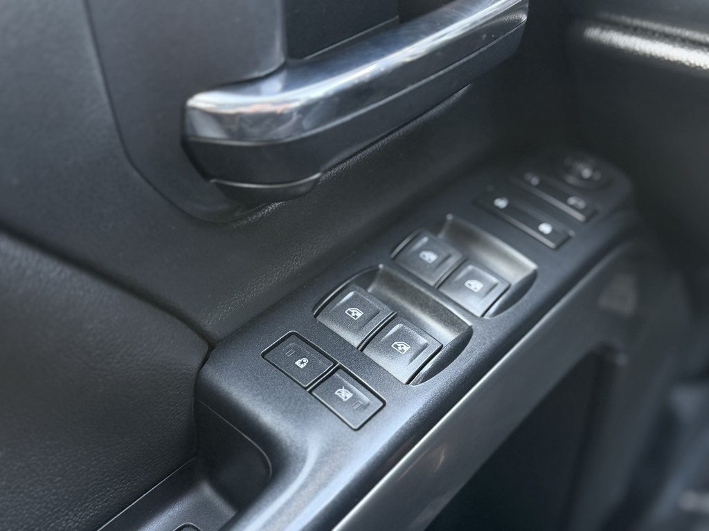 2017 Chevrolet Silverado 1500 Image 9