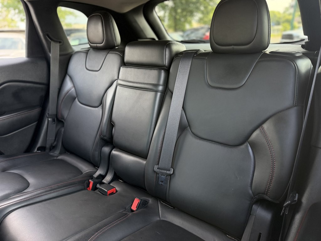 2015 Jeep Cherokee Image 19