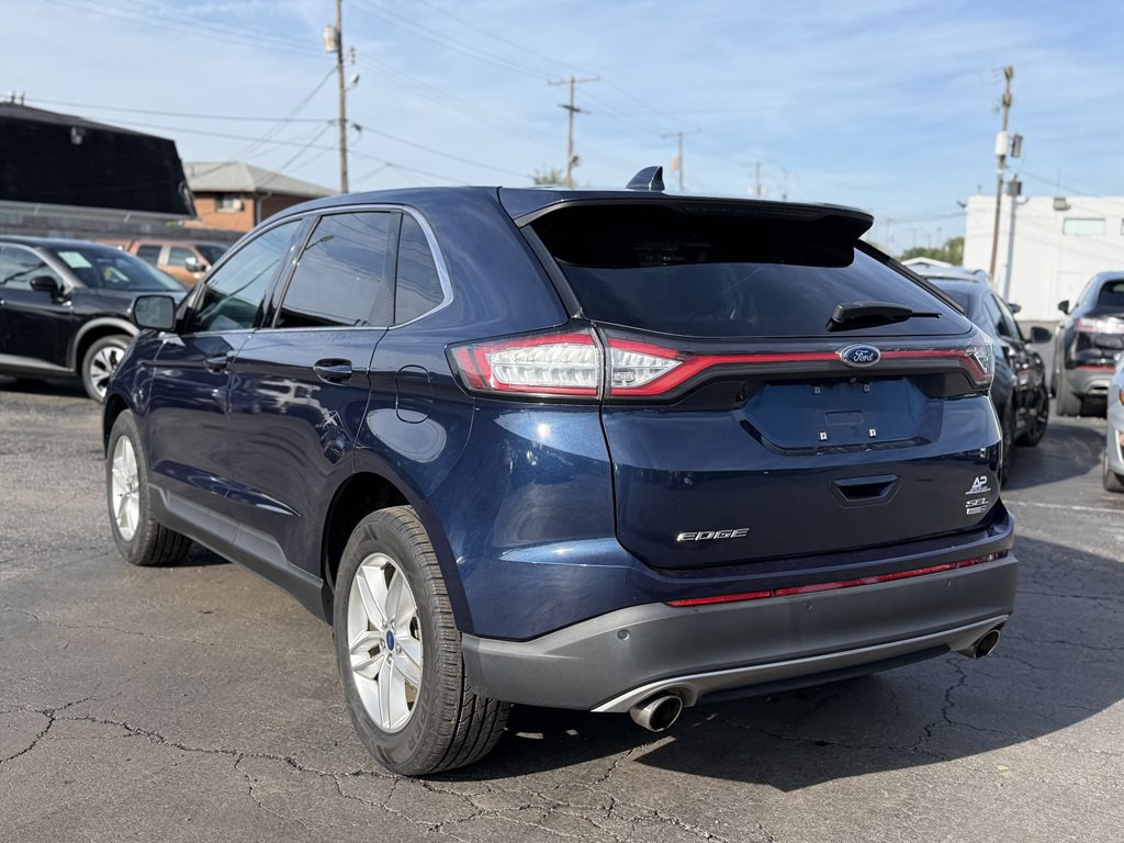 2017 Ford Edge Image 4