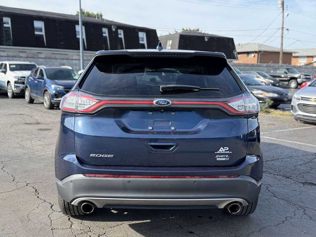 2017 Ford Edge Image 5