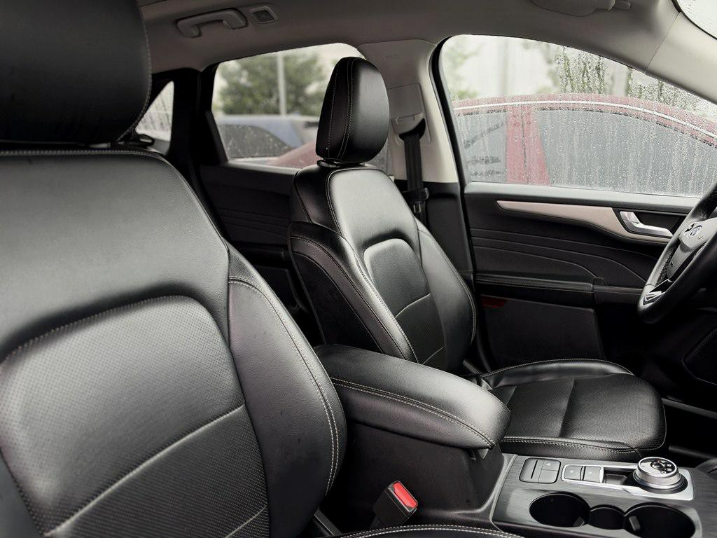 2022 Ford Escape Image 12