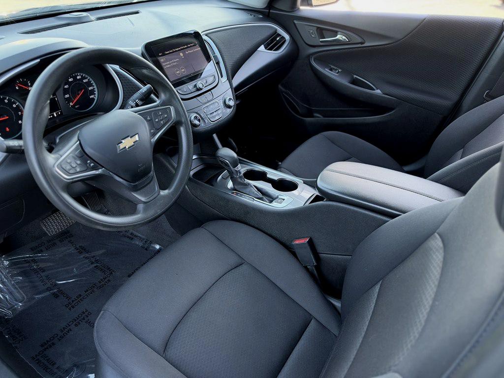 2023 Chevrolet Malibu Image 10