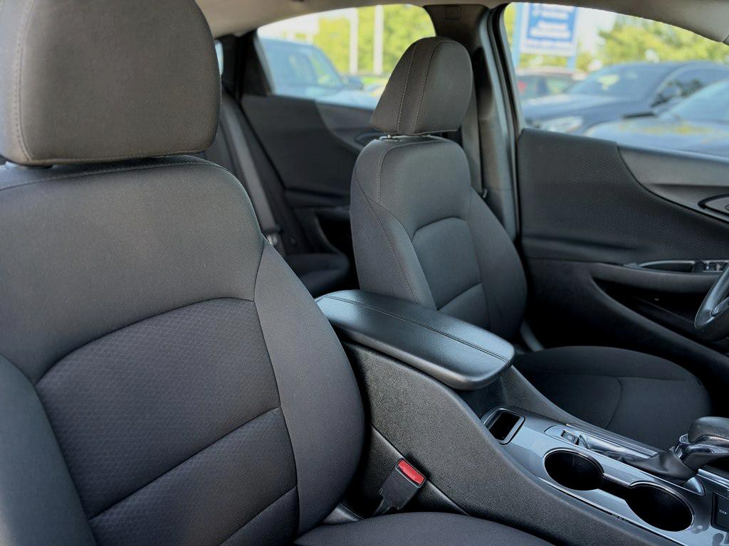 2023 Chevrolet Malibu Image 12
