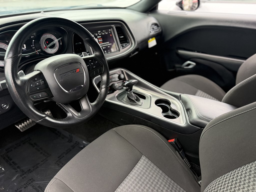 2021 Dodge Challenger Image 10