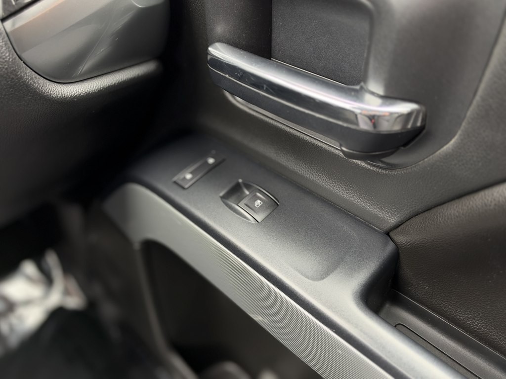 2017 Chevrolet Silverado 1500 Image 13