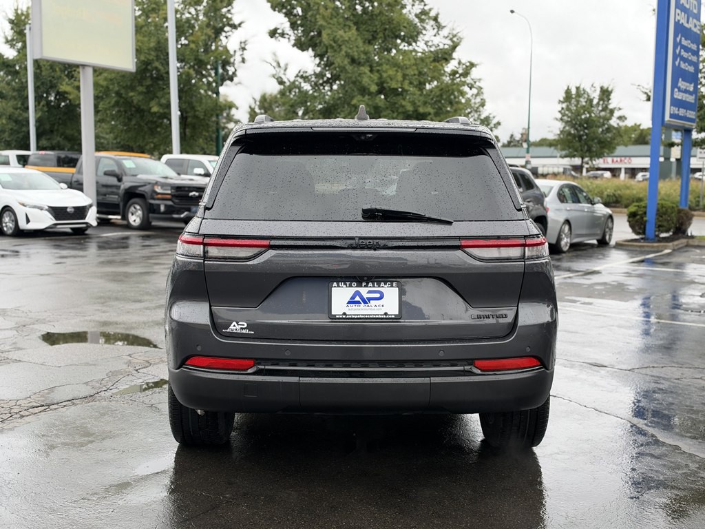 2024 Jeep Grand Cherokee Image 5