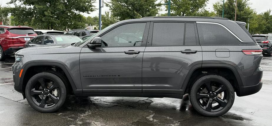 2024 Jeep Grand Cherokee Image 7