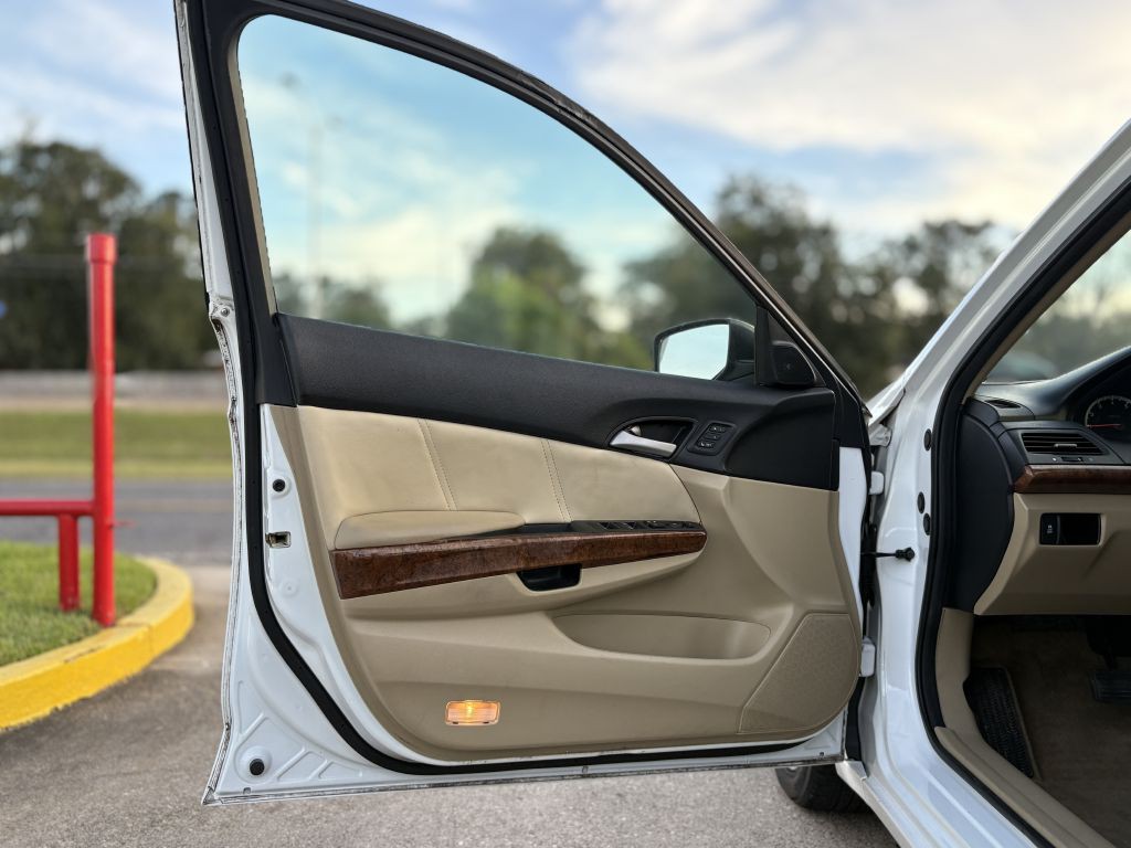 2012 Honda Accord Image 7