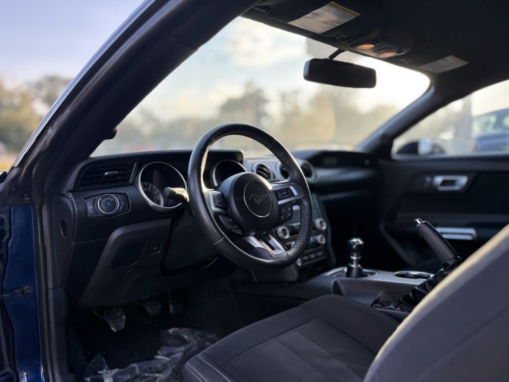 2020 Ford Mustang Image 7