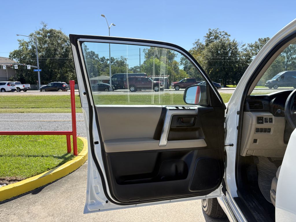 2011 Toyota 4Runner Image 7