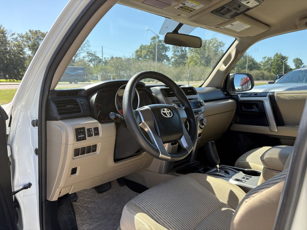 2011 Toyota 4Runner Image 8