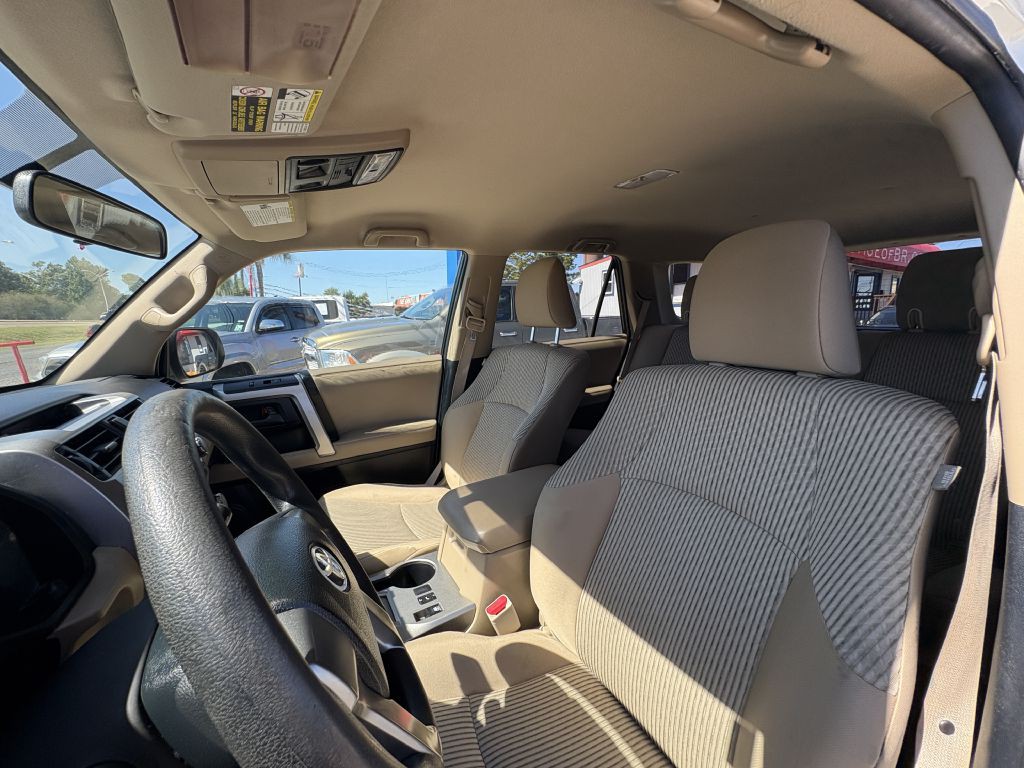 2011 Toyota 4Runner Image 9