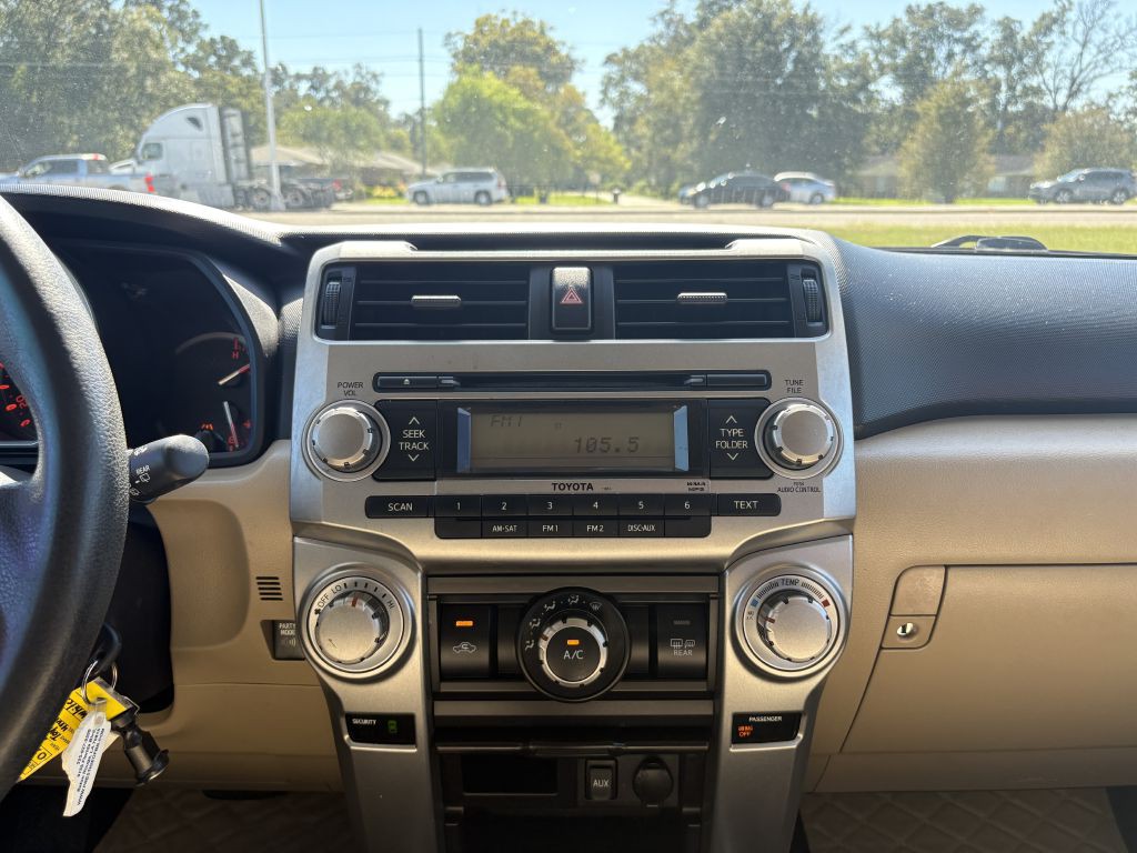 2011 Toyota 4Runner Image 12