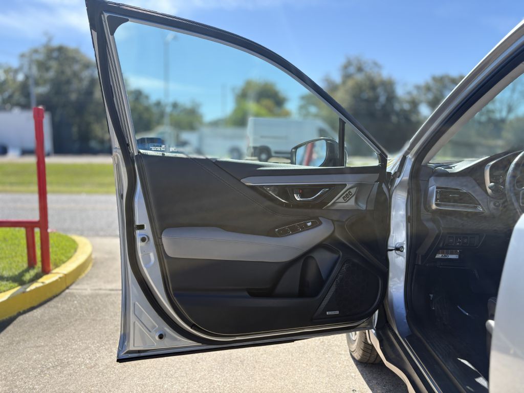 2021 Subaru Outback Image 8