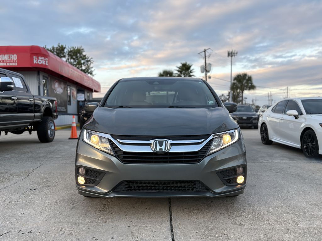 2018 Honda Odyssey Image 2