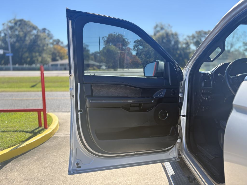 2019 Ford Expedition Image 7